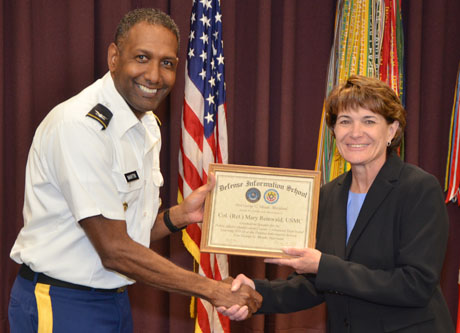 Leatherneck editor Mary Reinwald, successor to USMCCCA supporter Walt Ford, made her first appearance at Defense Information School last month. The Penn State alum addressed the graduating Public Affairs Qualification Course, giving a shout-out on behalf of the CCs and encouraging her audience to take full advantage of membership and participation in professional organizations like ours and the Marine Corps Association. Mary was thanked by DINFOS Commandant, Army Col. Jeremy Martin. Photo by Rich Freeland.